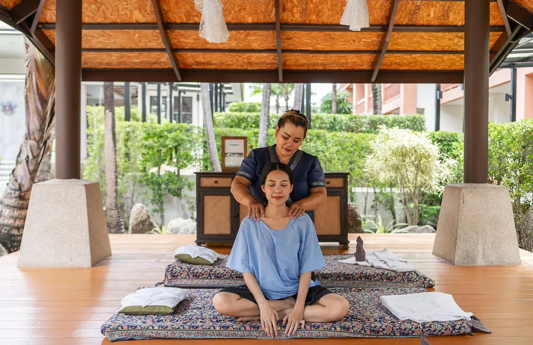 Kata Sea Breeze Resort - SHA Plus-1